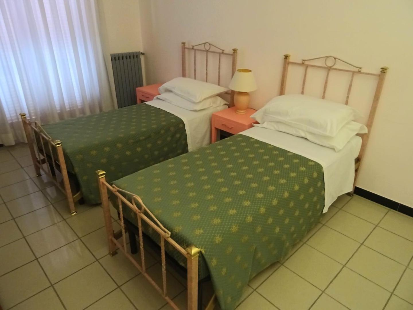 Dalia Appartamento Turistico Кастровилари Стая снимка